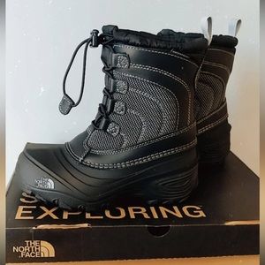 the North face snow boots